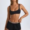 Pantaloni scurți mini Praia în negru Pantaloni scurți mini Praia în negru