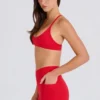 Pantaloni scurți mini Soft Active cu buzunare și talie în V, în culoarea roșu căpșună Pantaloni scurți mini Soft Active cu buzunare și talie în V, în culoarea roșu căpșună