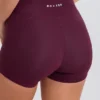 Pantaloni scurți mini Soft Active cu talie în V și buzunare, în culoarea burgund Pantaloni scurți mini Soft Active cu talie în V și buzunare, în culoarea burgund