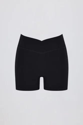 Pantaloni scurți Soft Active cu talie în V și buzunare, negru