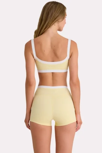 Pantaloni scurți Soft Active  în culoarea Lemon