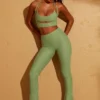 Pantaloni scurți Zuni cu șireturi în spate, de culoare verde Pantaloni scurți Zuni cu șireturi în spate, de culoare verde