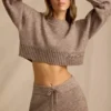 Pulover scurt din tricot cu nervuri, maro melanj