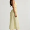 Rochie Aeris din poplin de bumbac, fără spate, lungime midi, în galben lămâie Rochie Aeris din poplin de bumbac, fără spate, lungime midi, în galben lămâie