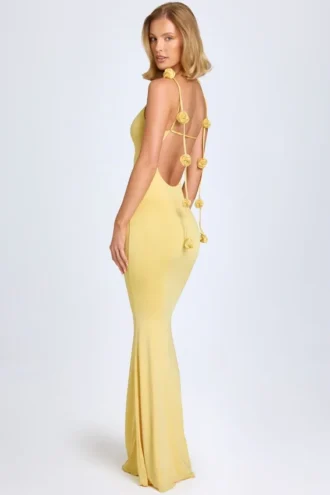 Rochie Aldona din jersey elastic cu aplicații florale, în galben pastel Rochie Aldona din jersey elastic cu aplicații florale, în galben pastel