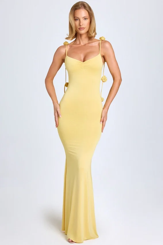 Rochie Aldona din jersey elastic cu aplicații florale, în galben pastel Rochie Aldona din jersey elastic cu aplicații florale, în galben pastel