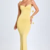 Rochie Aldona din jersey elastic cu aplicații florale, în galben pastel Rochie Aldona din jersey elastic cu aplicații florale, în galben pastel