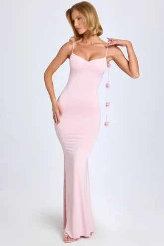 Rochie Aldona din jersey elastic cu aplicații florale, în nuanța Blush Rochie Aldona din jersey elastic cu aplicații florale, în nuanța Blush