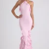 Rochie cu guler halter și volane Mireya, în roz pal Rochie cu guler halter și volane Mireya, în roz pal