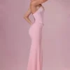 Rochie de domnișoară de onoare Avielle din satin, în nuanța roz pudră Rochie de domnișoară de onoare Avielle din satin, în nuanța roz pudră