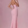 Rochie de domnișoară de onoare Avielle din satin, în nuanța roz pudră Rochie de domnișoară de onoare Avielle din satin, în nuanța roz pudră