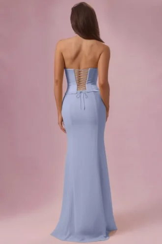 Rochie de domnișoară de onoare cu corset din satin Avielle în albastru pudră Rochie de domnișoară de onoare cu corset din satin Avielle în albastru pudră