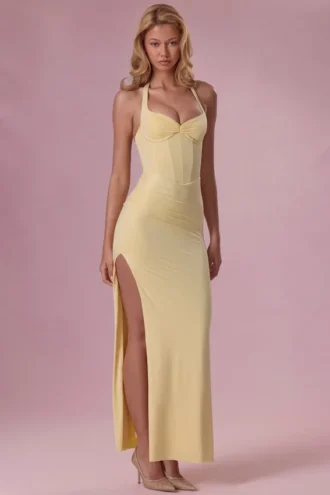 Rochie de domnișoară de onoare tip corset din jersey Olivette, în nuanța Butter Yellow Rochie de domnișoară de onoare tip corset din jersey Olivette, în nuanța Butter Yellow