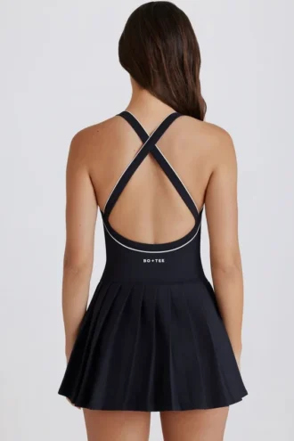 Rochie de tenis plisată Soft Active cu spate încrucișat, negru Rochie de tenis plisată Soft Active cu spate încrucișat, negru