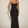 Rochie drapată Aisra din satin, cu decolteu bandeau și decupaje, în culoarea neagră Rochie drapată Aisra din satin, cu decolteu bandeau și decupaje, în culoarea neagră