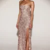 Rochie fără bretele cu decolteu bandeau și ornamente Solenna, în culoarea roz auriu Rochie fără bretele cu decolteu bandeau și ornamente Solenna, în culoarea roz auriu