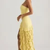 Rochie fără bretele Diletta cu volane, în galben pastel Rochie fără bretele Diletta cu volane, în galben pastel