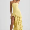 Rochie fără bretele Diletta cu volane, în galben pastel Rochie fără bretele Diletta cu volane, în galben pastel