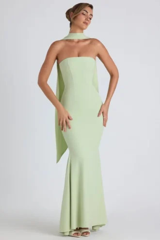 Rochie fără bretele Imogene cu detalii tip eșarfă, în verde primăvară Rochie fără bretele Imogene cu detalii tip eșarfă, în verde primăvară