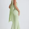 Rochie fără bretele Imogene cu detalii tip eșarfă, în verde primăvară Rochie fără bretele Imogene cu detalii tip eșarfă, în verde primăvară