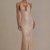 Rochie lungă asimetrică cu decolteu adânc și spate decupat Ameline Premium, în nuanța bej auriu Rochie lungă asimetrică cu decolteu adânc și spate decupat Ameline Premium, în nuanța bej auriu