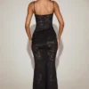 Rochie lungă din dantelă transparentă cu decolteu pătrat și volane, model Wintra, culoare negru