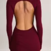 Rochie lungă fără spate cu volane Regine din modal, culoare vin Rochie lungă fără spate cu volane Regine din modal, culoare vin