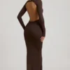 Rochie lungă fără spate cu volane Regine Modal, culoare maro ciocolată Rochie lungă fără spate cu volane Regine Modal, culoare maro ciocolată