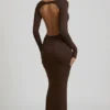Rochie lungă fără spate cu volane Regine Modal, culoare maro ciocolată Rochie lungă fără spate cu volane Regine Modal, culoare maro ciocolată