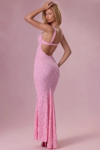 Rochie lungă Lillienne din dantelă cu decolteu în formă de inimă, în roz pudrat Rochie lungă Lillienne din dantelă cu decolteu în formă de inimă, în roz pudrat