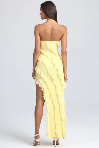 Rochie lungă Nevali cu volane și decolteu bandeau, în culoarea Lemon Sherbet Rochie lungă Nevali cu volane și decolteu bandeau, în culoarea Lemon Sherbet