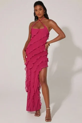 Rochie lungă până la podea cu bretele încrucișate și volane din calico, în culoarea fucsia Rochie lungă până la podea cu bretele încrucișate și volane din calico, în culoarea fucsia