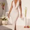 Rochie lungă până la podea cu decolteu adânc și guler tip cowl Mariposa, culoare ivoriu Rochie lungă până la podea cu decolteu adânc și guler tip cowl Mariposa, culoare ivoriu