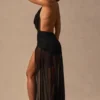 Rochie Maxi Anaya cu guler în V și decolteu adânc, în culoare neagră Rochie Maxi Anaya cu guler în V și decolteu adânc, în culoare neagră