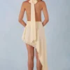 Rochie maxi asimetrică cu gât halter Mariselle, în galben unt Rochie maxi asimetrică cu gât halter Mariselle, în galben unt