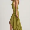 Rochie maxi asimetrică cu gât halter Oliana, verde măslin