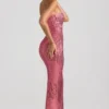 Rochie maxi bandeau fără bretele cu ornamente Amaya, în culoarea pepene verde Rochie maxi bandeau fără bretele cu ornamente Amaya, în culoarea pepene verde
