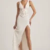 Rochie maxi corset cu decolteu adânc și volane, cu ornamente, model Nathalia, culoare ivoriu Rochie maxi corset cu decolteu adânc și volane, cu ornamente, model Nathalia, culoare ivoriu