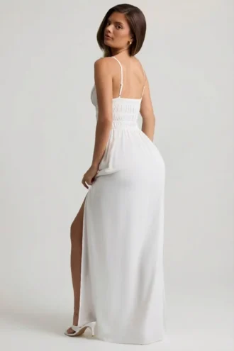 Rochie maxi cu bretele și drapaje Olyssia, albă Rochie maxi cu bretele și drapaje Olyssia, albă