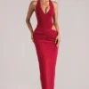 Rochie maxi cu decolteu adânc și gât halter Oona, în roșu cireș Rochie maxi cu decolteu adânc și gât halter Oona, în roșu cireș