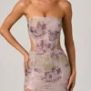Rochie maxi cu decupaje și coadă de pește, cu ornamente, model Lucienne, în culoarea liliac Rochie maxi cu decupaje și coadă de pește, cu ornamente, model Lucienne, în culoarea liliac