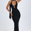 Rochie maxi cu decupaje și detalii eșarfă, cu gât halter, model Anneka, în negru Rochie maxi cu decupaje și detalii eșarfă, cu gât halter, model Anneka, în negru