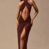 Rochie maxi cu decupaje și gât halter Caicos, culoare maro espresso Rochie maxi cu decupaje și gât halter Caicos, culoare maro espresso