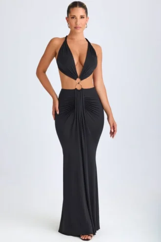 Rochie maxi cu decupaje și gât halter Omarosa, detalii metalice, negru Rochie maxi cu decupaje și gât halter Omarosa, detalii metalice, negru