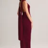 Rochie maxi cu gât halter și detalii de eșarfă din tricot cu nervuri Dree, culoare vin Rochie maxi cu gât halter și detalii de eșarfă din tricot cu nervuri Dree, culoare vin