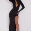 Rochie maxi cu mâneci lungi și glugă Desdemona, negru Rochie maxi cu mâneci lungi și glugă Desdemona, negru