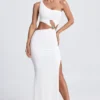 Rochie maxi cu un umăr și detalii metalice Rosalia, albă Rochie maxi cu un umăr și detalii metalice Rosalia, albă