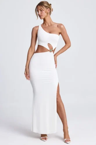 Rochie maxi cu un umăr și detalii metalice Rosalia, albă