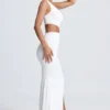 Rochie maxi cu un umăr și detalii metalice Rosalia, albă Rochie maxi cu un umăr și detalii metalice Rosalia, albă