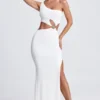 Rochie maxi cu un umăr și detalii metalice Rosalia, albă Rochie maxi cu un umăr și detalii metalice Rosalia, albă